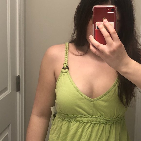 Light green tank top - Picture 2 of 6